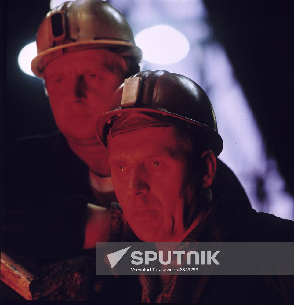 Mill operators of Kirov Plant
