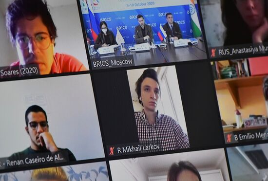 International Research and Educational Program "BRICS School." BRICS Young Scientists (BRICSologists) contest. Day two