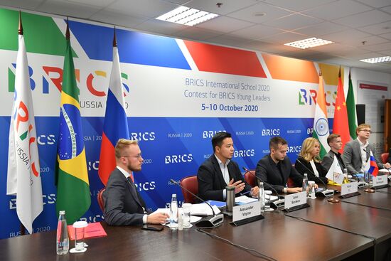 International Research and Educational Program "BRICS School." BRICS Young Scientists (BRICSologists) contest. Day two