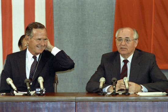 US President George Bush on official visit to USSR