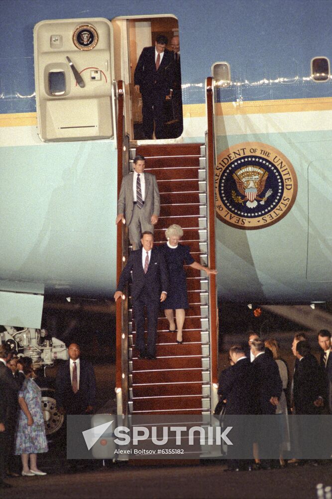 US President George Bush on official visit to USSR