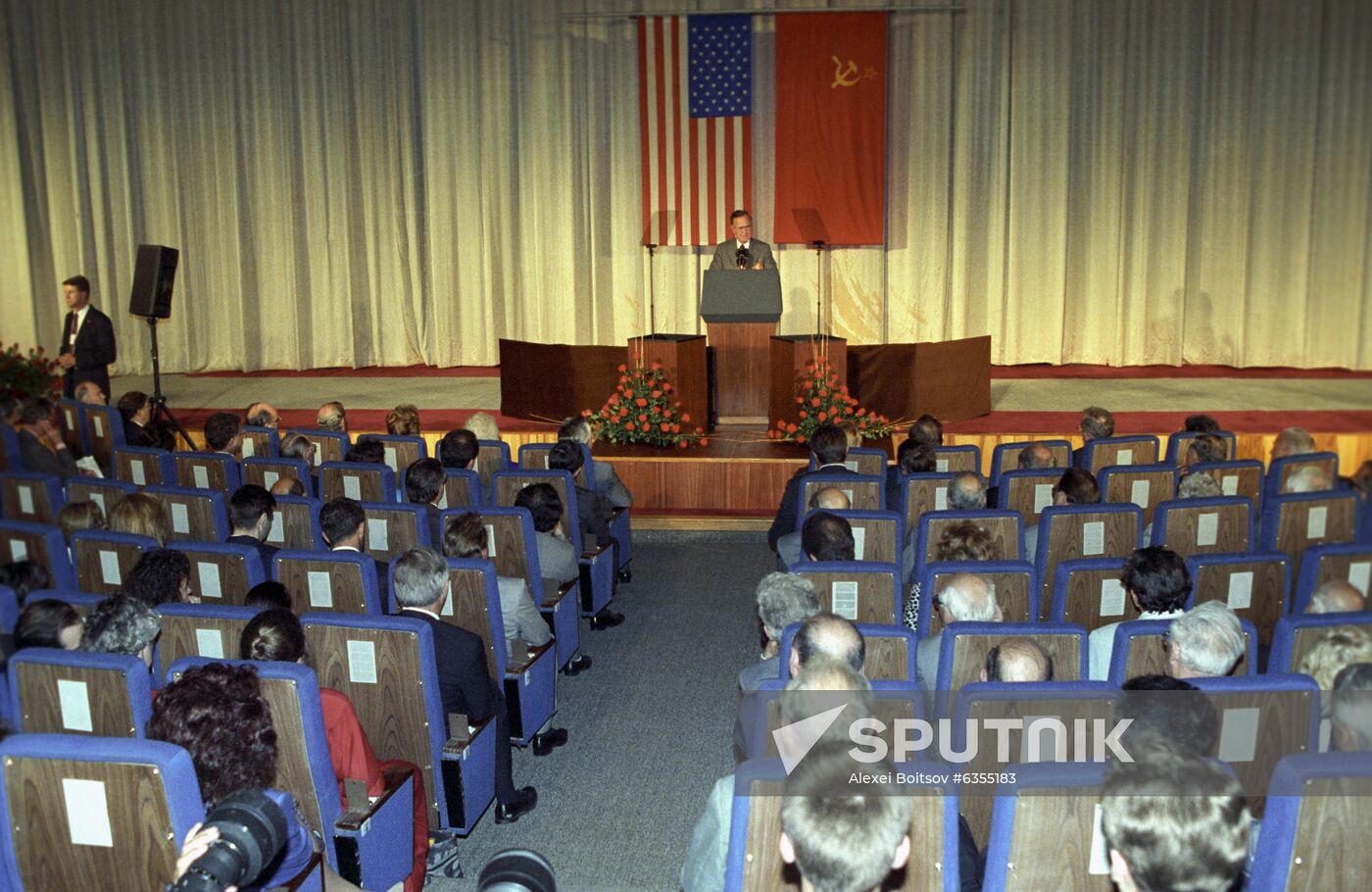 US President George Bush on official visit to USSR