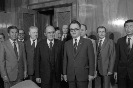 Minister of Foreign Affairs of Thailand Siddhi Savetsila visits USSR