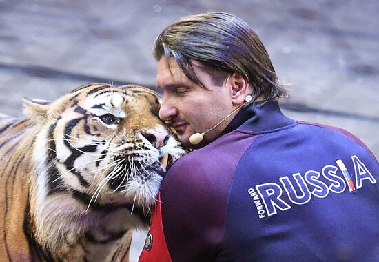 Russia Circus Rehearsal