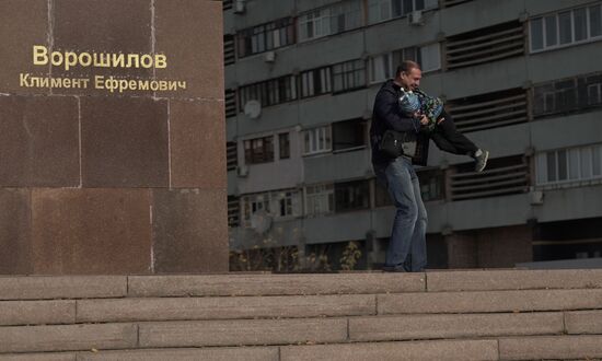 Ukraine Luhansk Daily Life