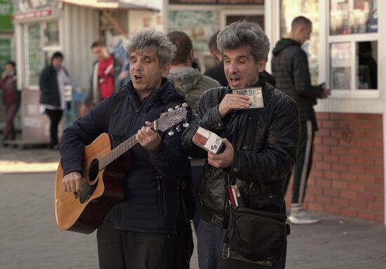 Ukraine Luhansk Daily Life