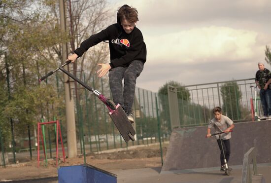 Ukraine Luhansk Daily Life