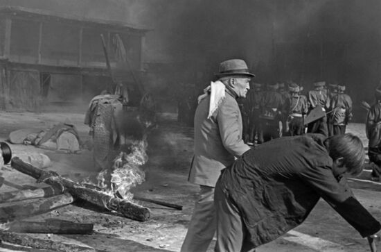 Filming Distant Close Years