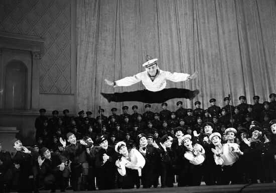 Alexandrov Song And Dance Ensemble of Soviet Army