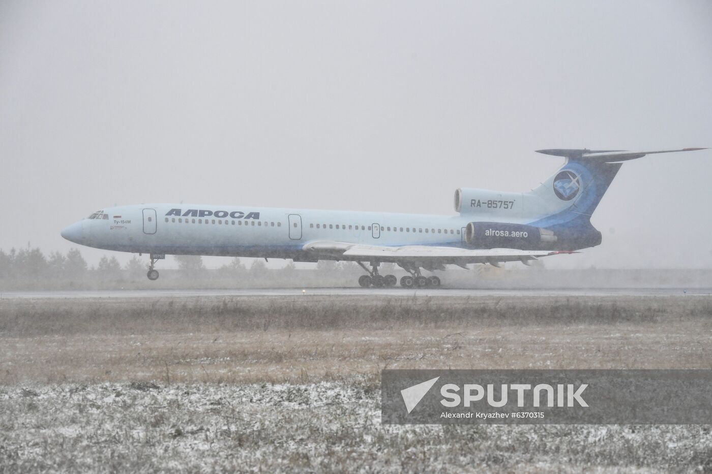 Russia Tu-154 Plane