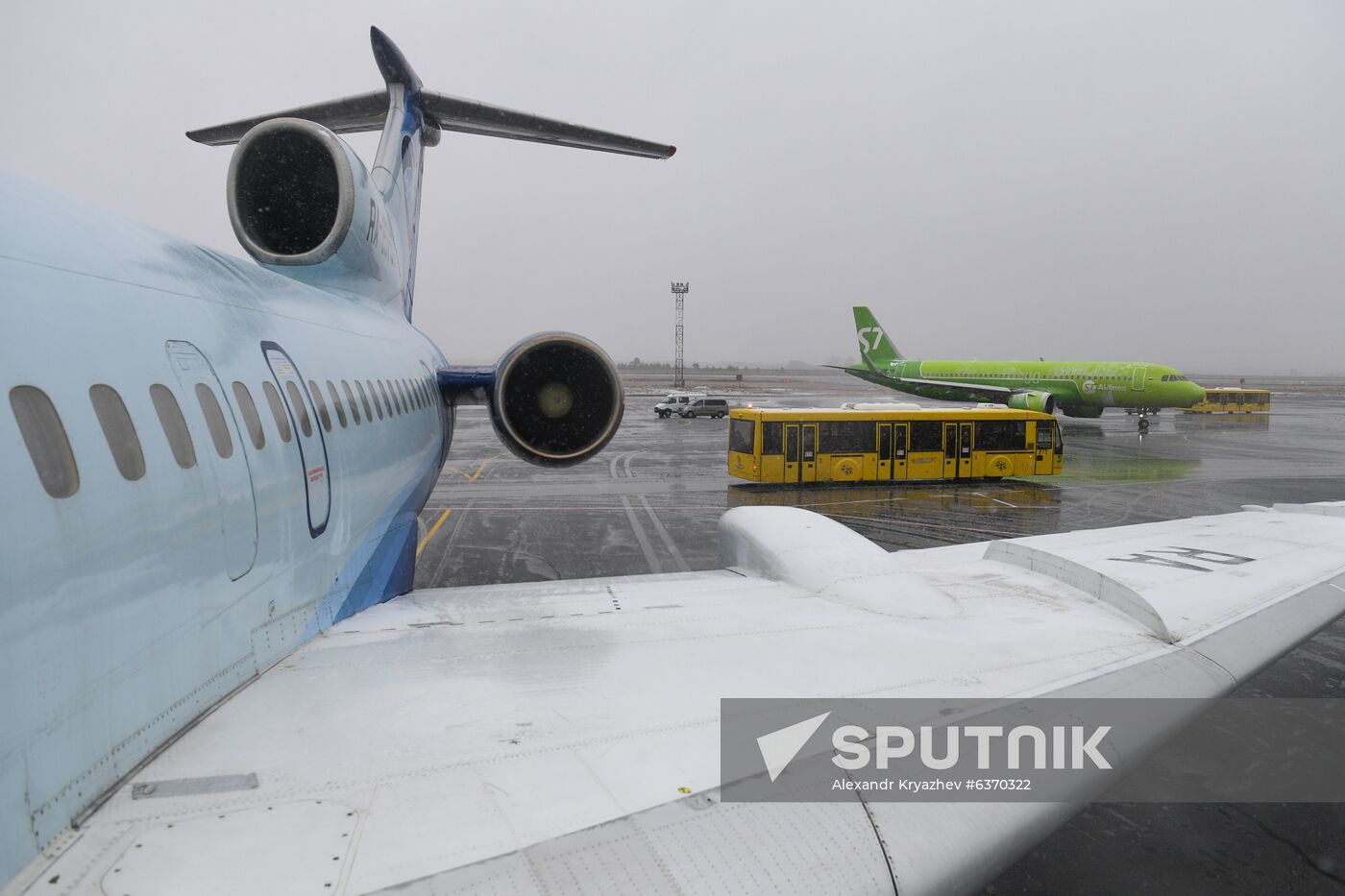 Russia Tu-154 Plane