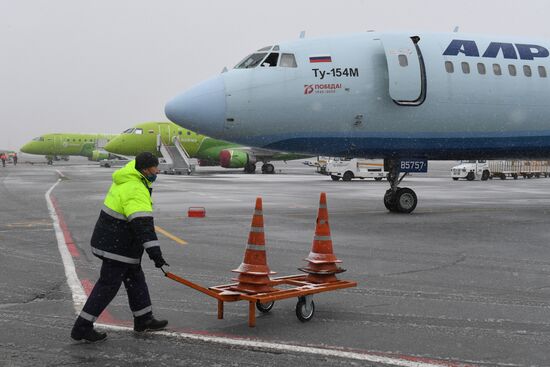 Russia Tu-154 Plane