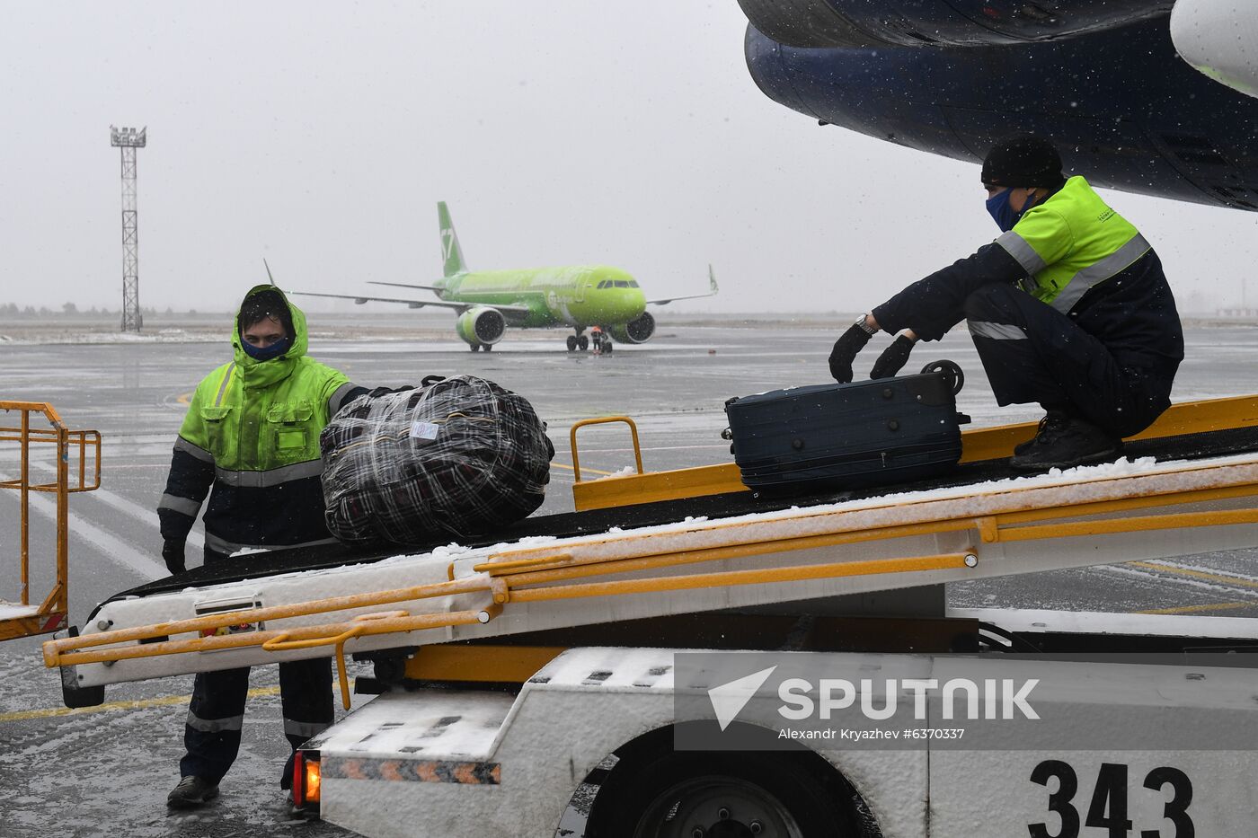 Russia Tu-154 Plane