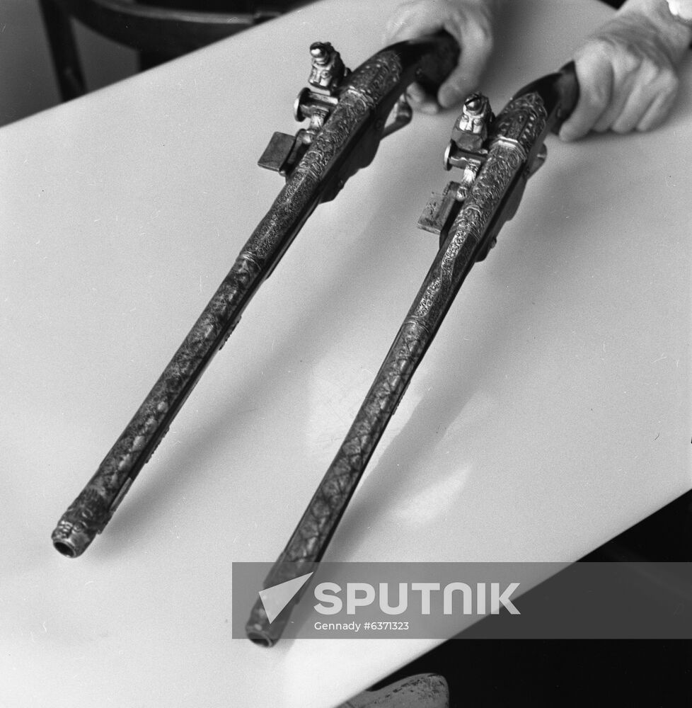 17th century Russian pistols