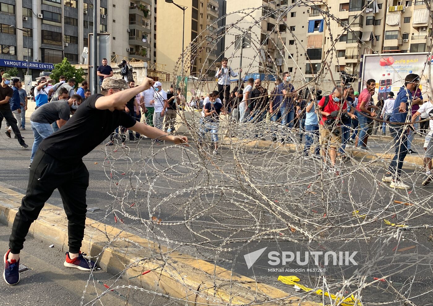 Lebanon France Religion Protest