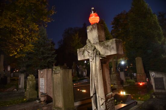 Ukraine All Souls Day 