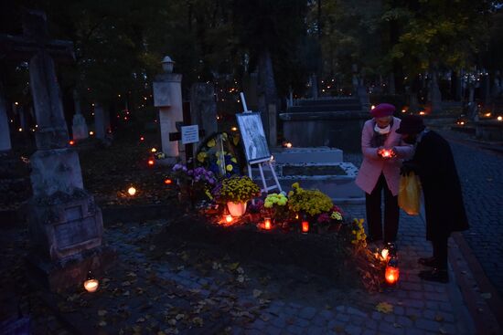 Ukraine All Souls Day 