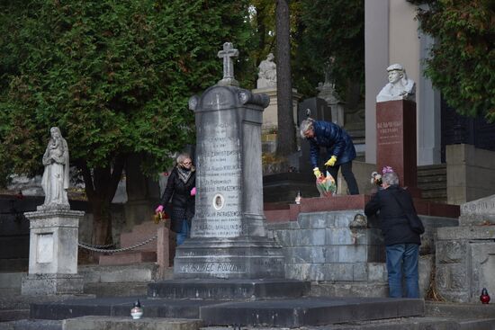 Ukraine All Souls Day 