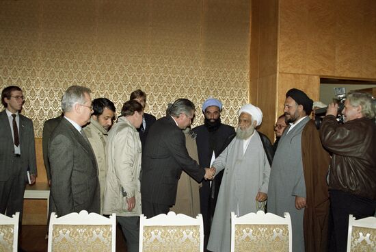 Visit by members of Afghanistan's intransigent opposition to USSR