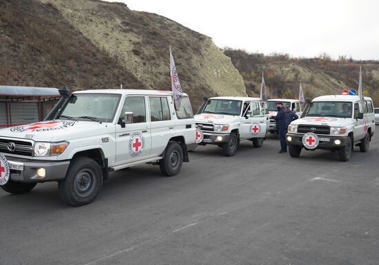 Ukraine DPR LPR Red Cross