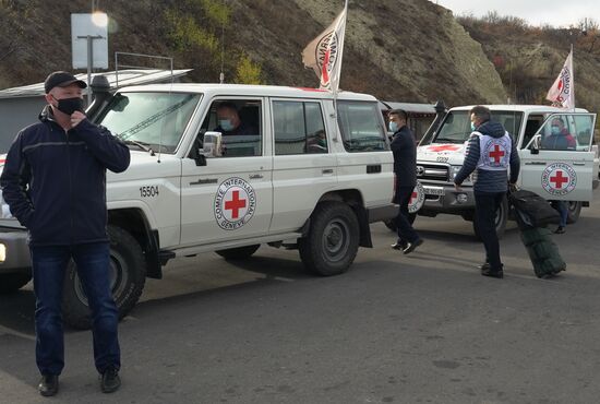 Ukraine DPR LPR Red Cross