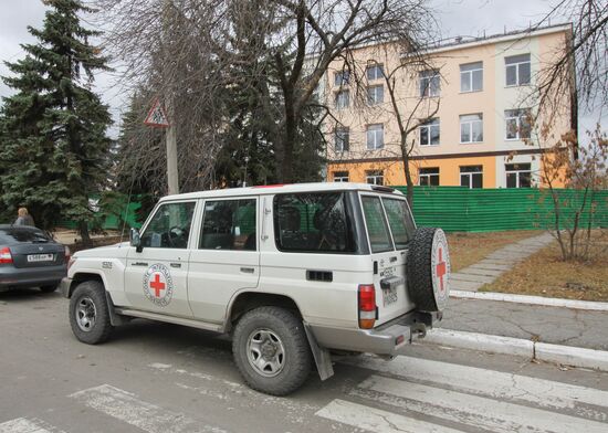 Ukraine DPR LPR Red Cross