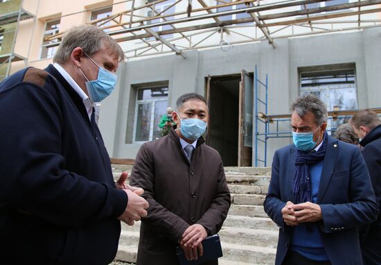 Ukraine DPR LPR Red Cross