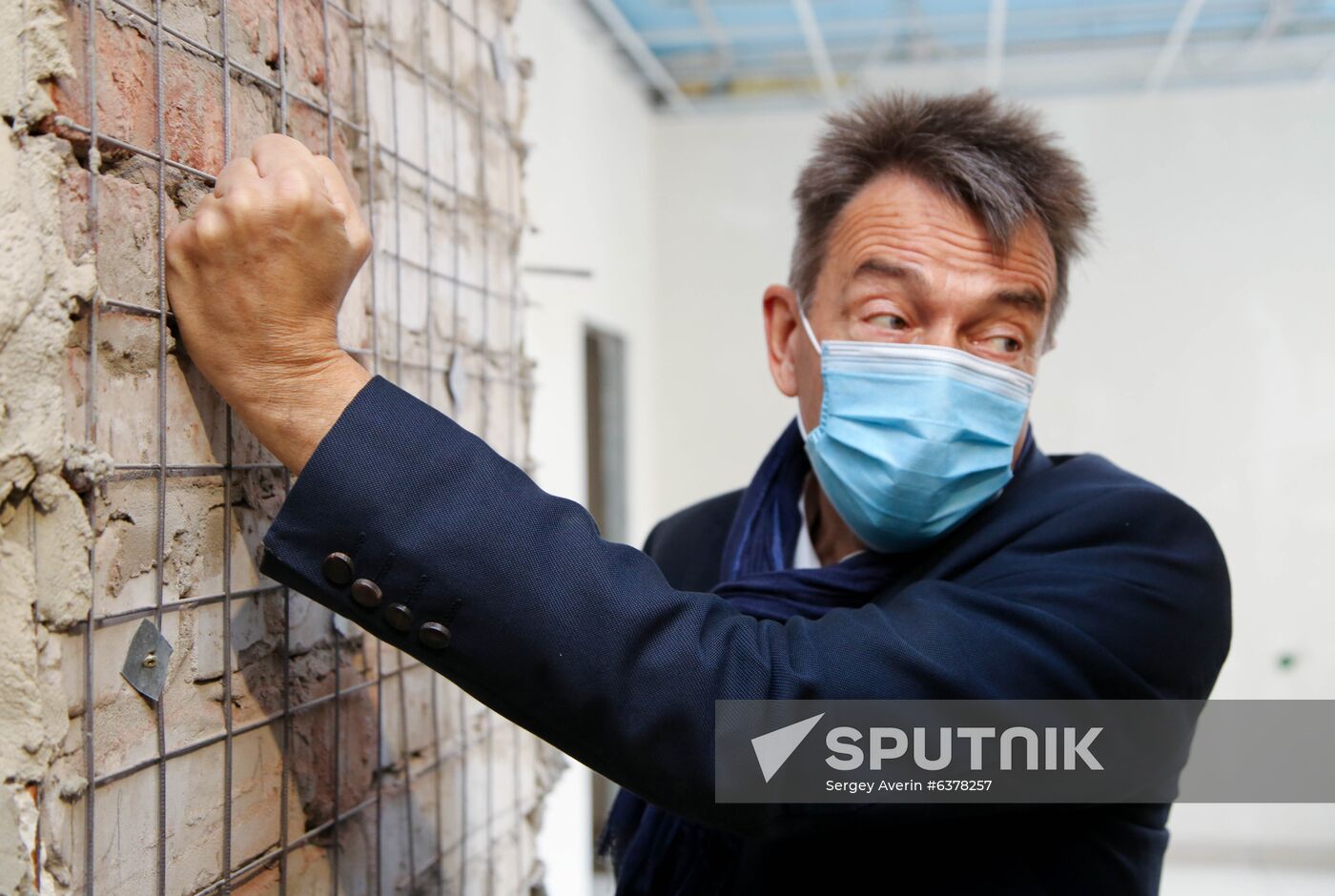 Ukraine DPR LPR Red Cross