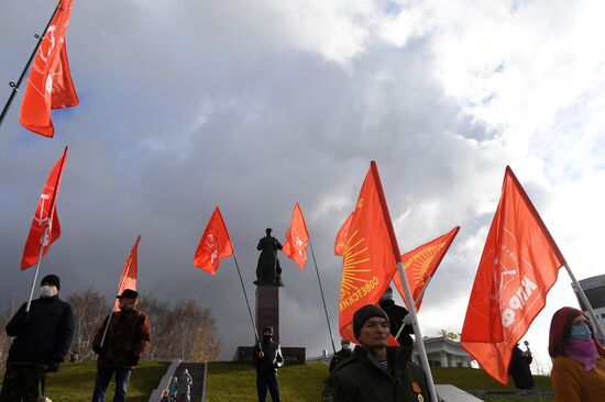 Russia October Revolution Anniversary