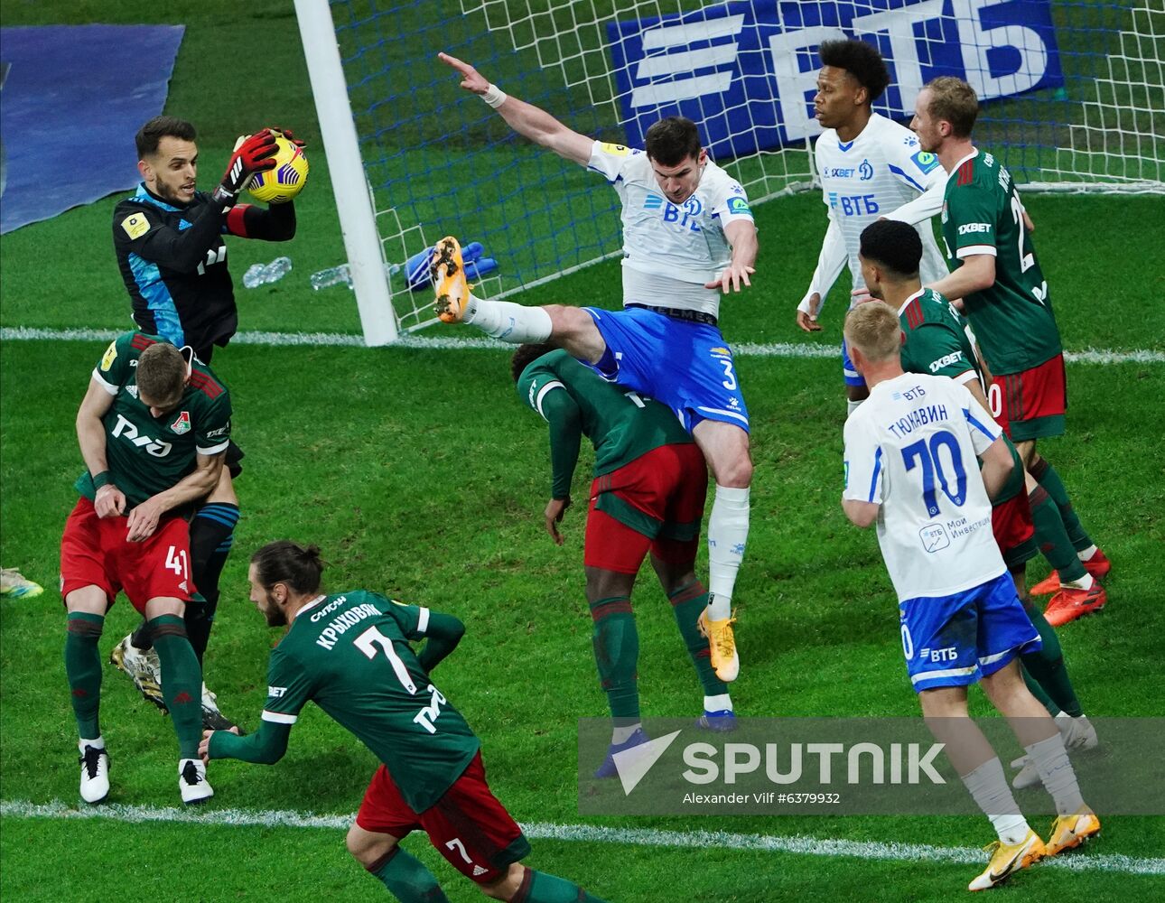 Russia Soccer Premier-League Dynamo-Lokomotiv