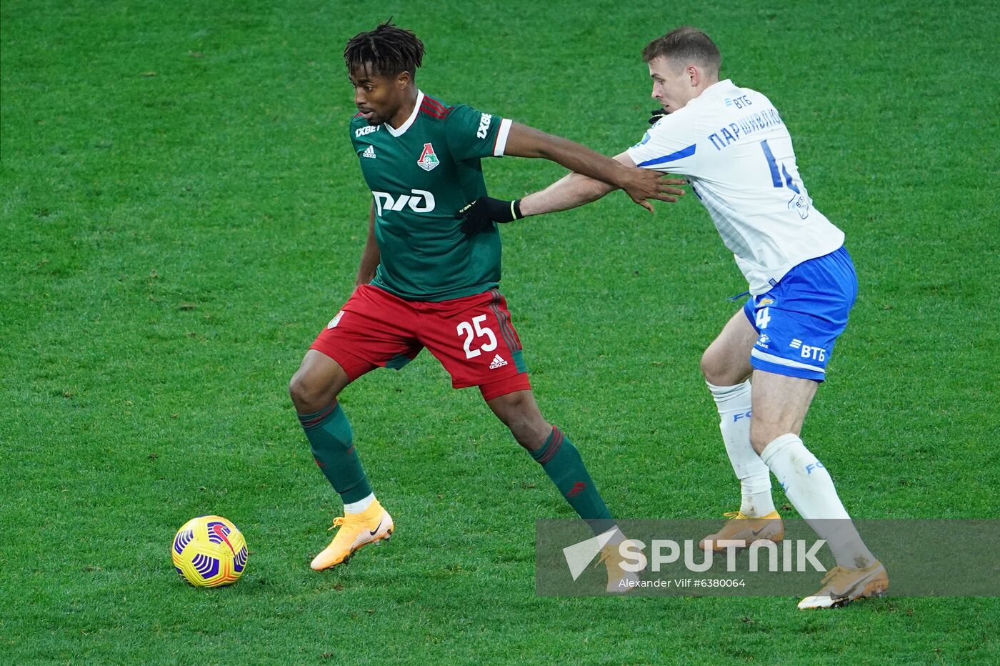 Russia Soccer Premier-League Dynamo-Lokomotiv