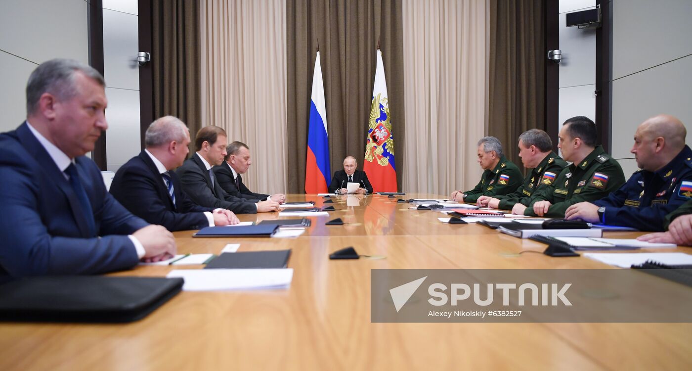Russia Putin Defence