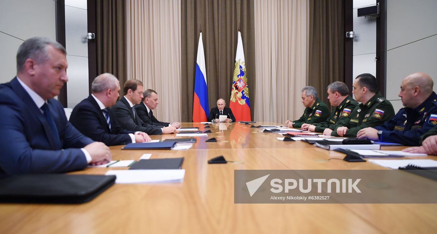 Russia Putin Defence