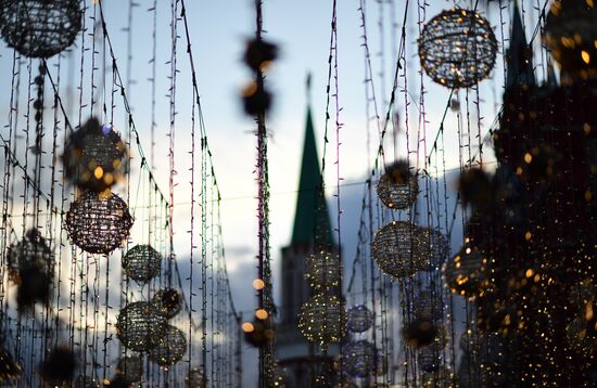 Russia New Year Preparations