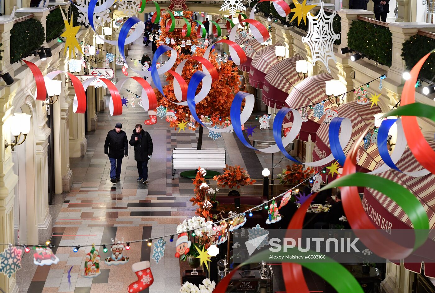Russia New Year Preparations