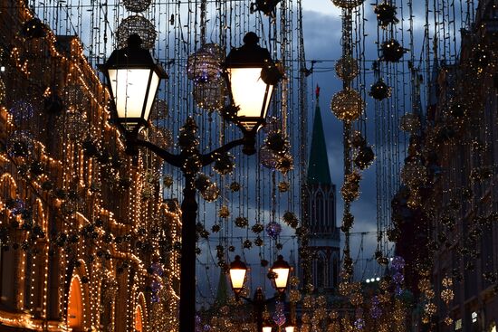 Russia New Year Preparations