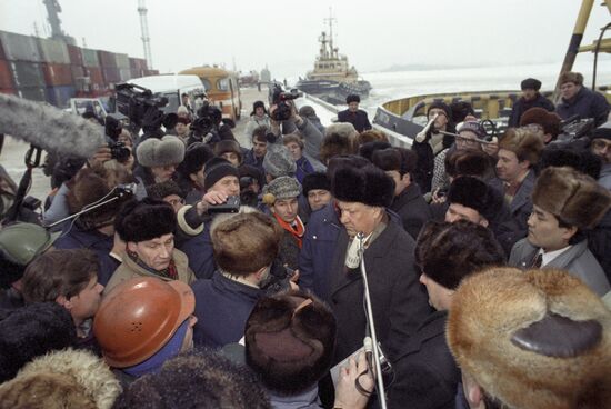 Russian President Boris Yeltsin visits Bryansk Region