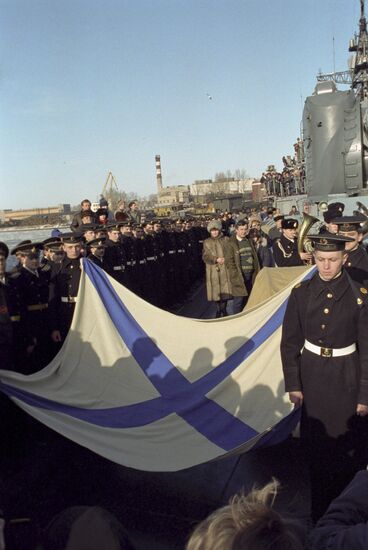 Presenting St. Andrew's flag to crew of Bespokoiny guided-missile destroyer