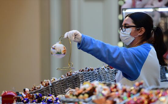 Russia New Year Preparations