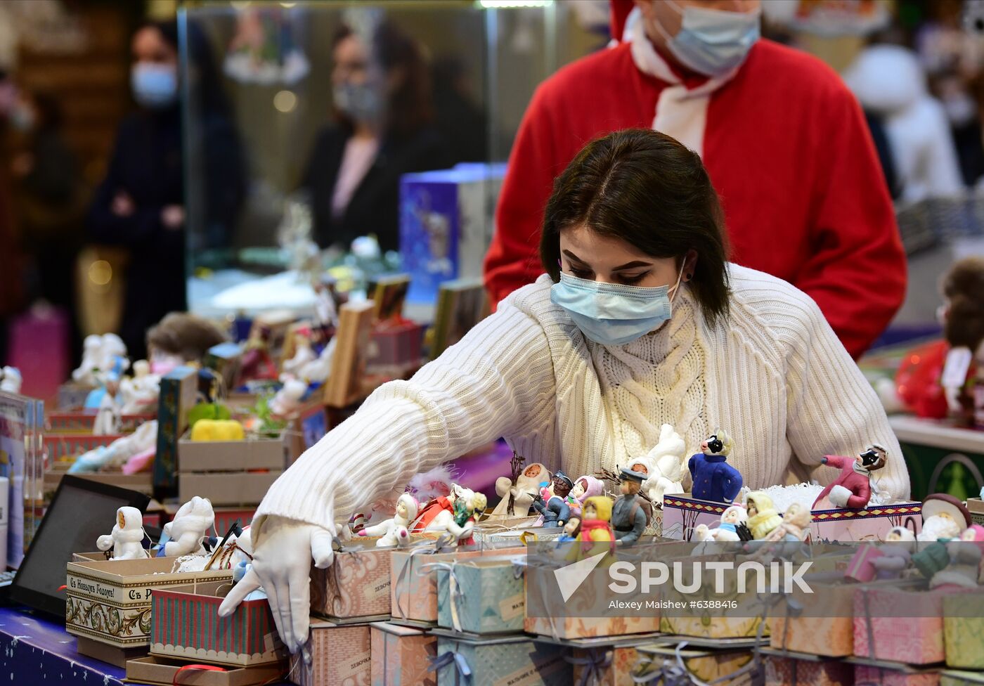 Russia New Year Preparations