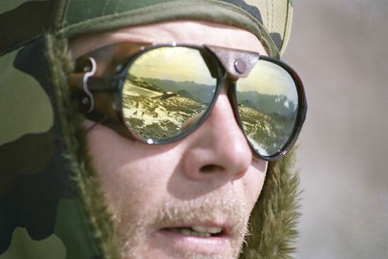 Climbing Mount Kazbek to honor 50th anniversary of the UN