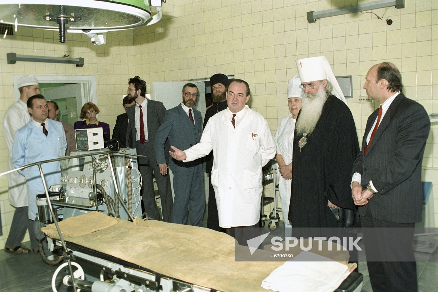 Metropolitan Pitirim visits Moscow hospital