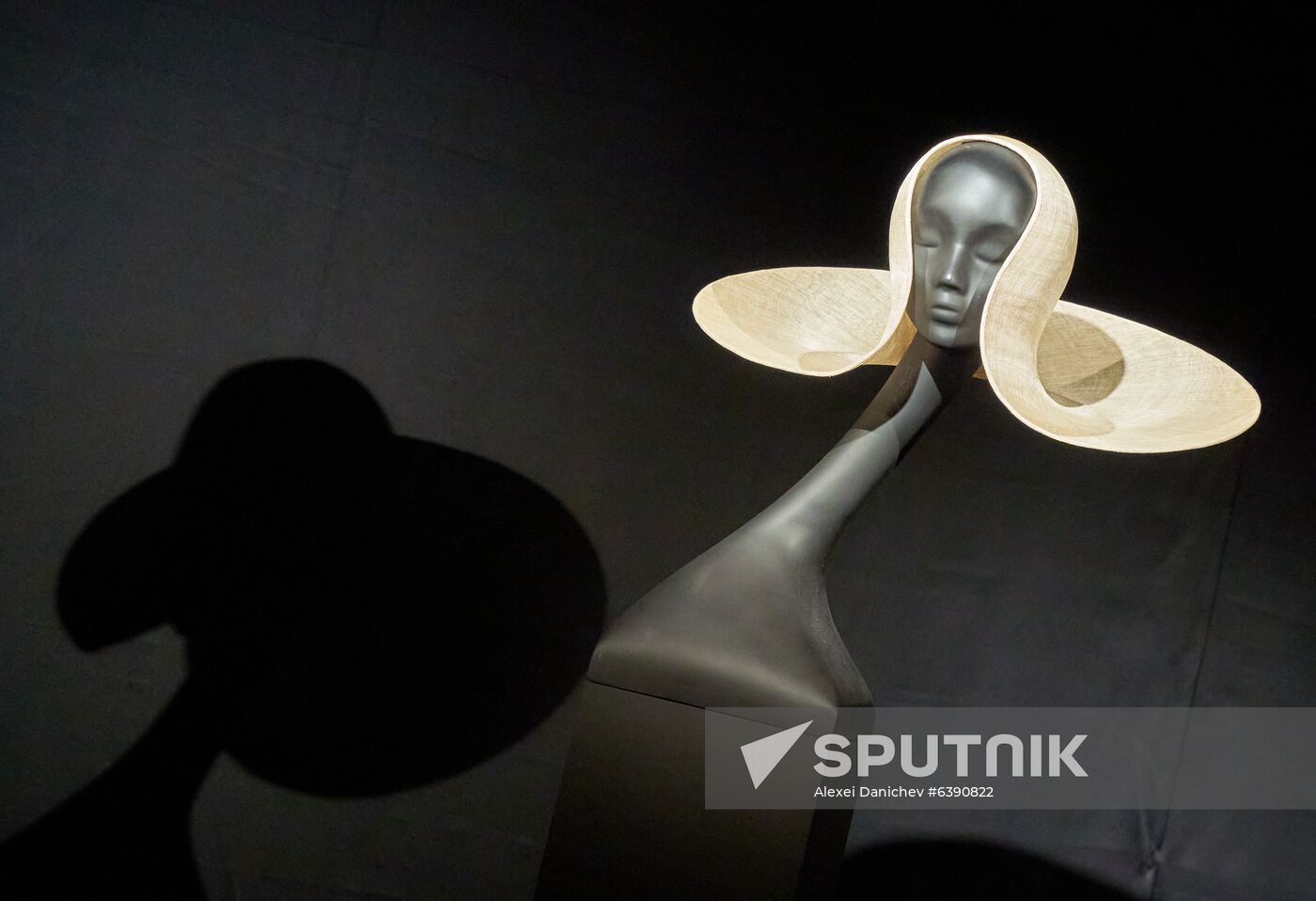 Russia Fashion Treacy Exhibition