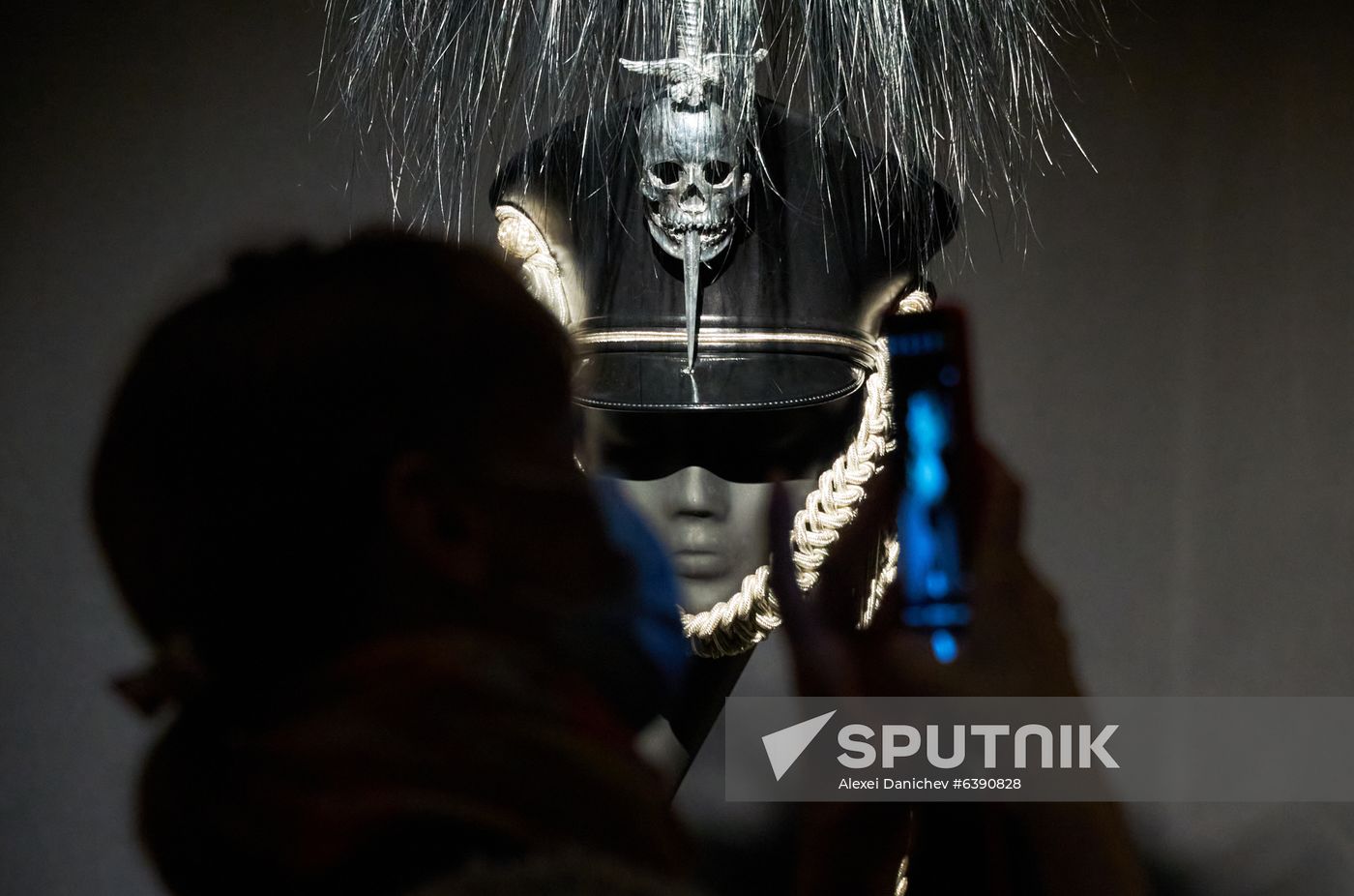 Russia Fashion Treacy Exhibition