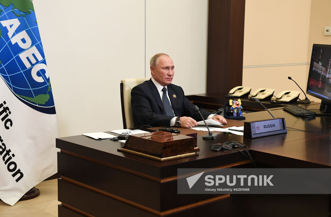 Russia Putin APEC