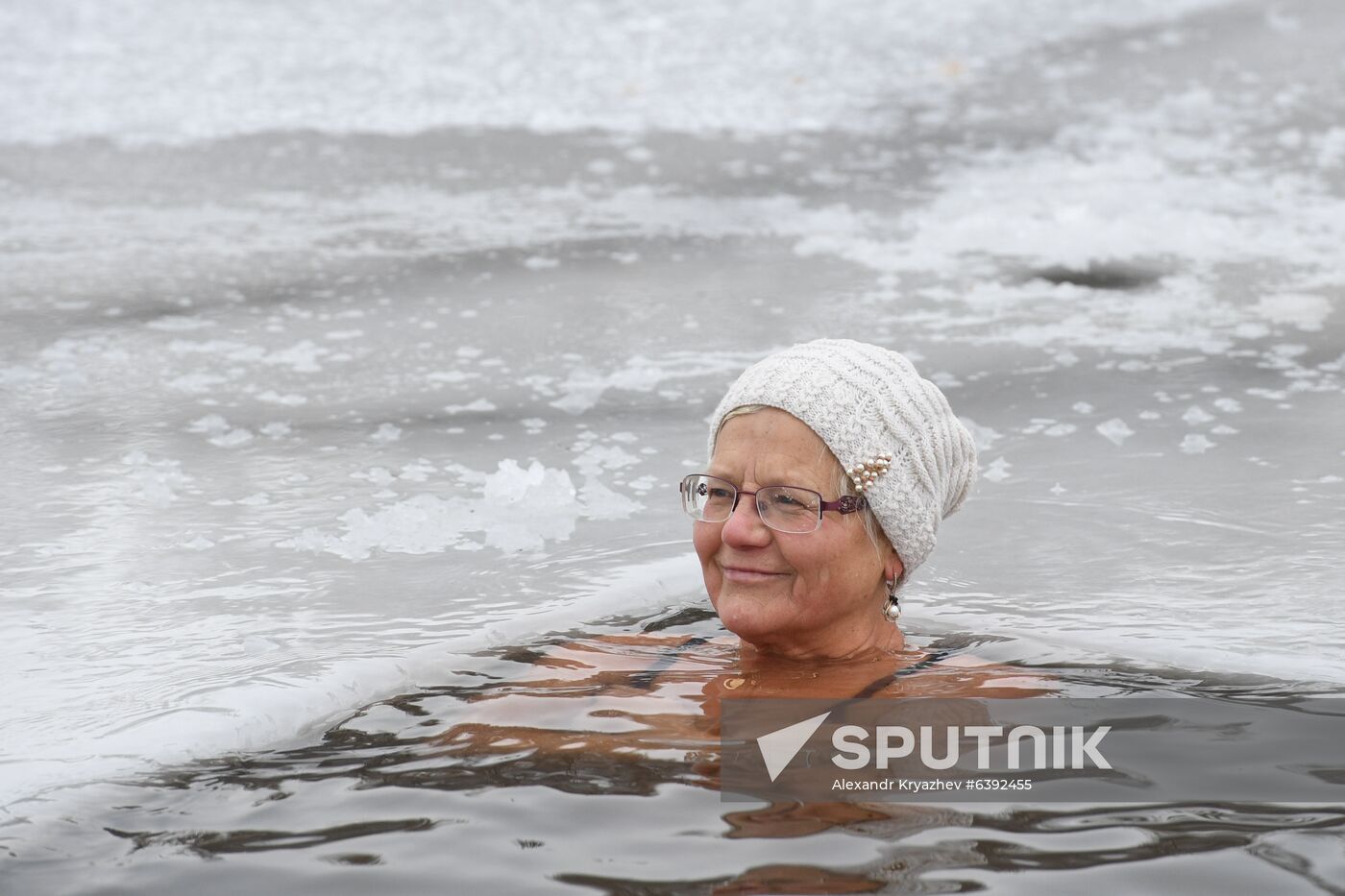 Russia Winter Swimming