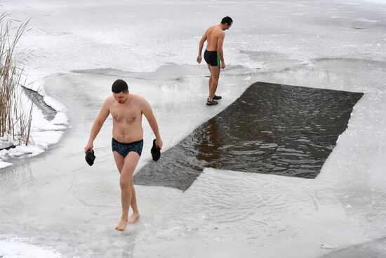 Russia Winter Swimming