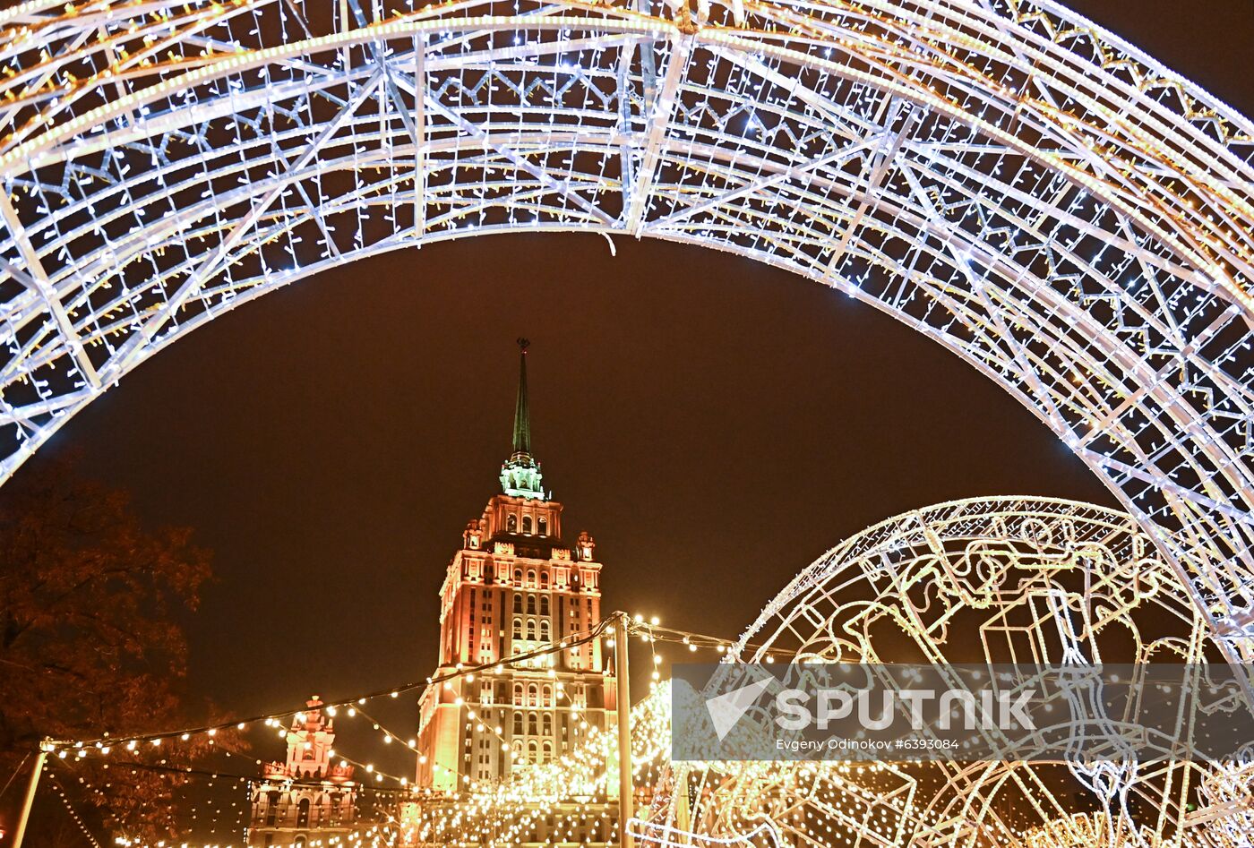 Russia New Year Preparations