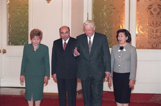 Kyrgyz President Askar Akayev's visit to Russia