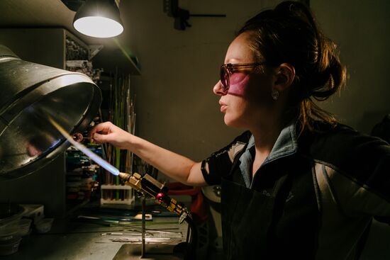Russia Glass Workshop